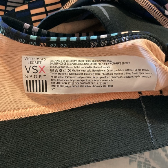 Victoria’s Secret workout bra - Picture 3 of 3